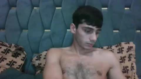 Snapshot of james_qss8 chatting on 12/05/25, 02:47 James online show from 12/05/25, 02:47