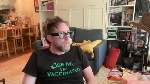 jamesbulleit online show from 05/06/26, 06:24