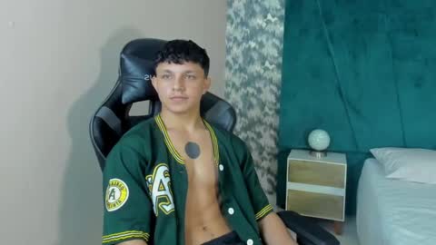 jamesgolden_ online show from 02/25/25, 11:30