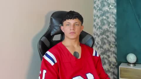 jamesgolden_ online show from 02/27/25, 05:47