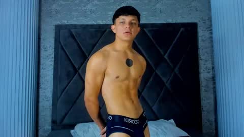 jamesgolden_ online show from 03/03/25, 12:27