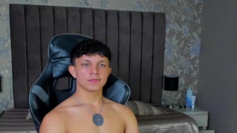 jamesgolden_ online show from 03/07/25, 02:23