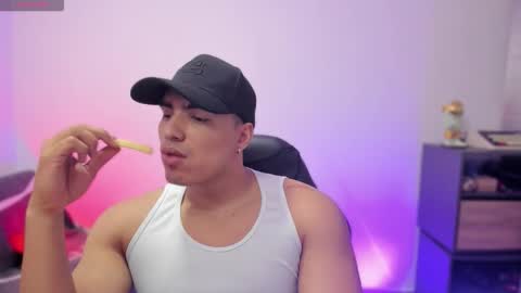 Snapshot of jamesgraay chatting on 01/08/26, 04:20 James Gray online show from 01/08/26, 04:20