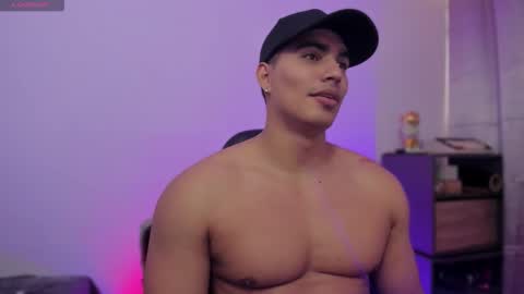 Snapshot of jamesgraay chatting on 01/12/26, 03:17 James Gray online show from 01/12/26, 03:17