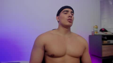 Snapshot of jamesgraay chatting on 02/12/26, 04:29 James Gray online show from 02/12/26, 04:29