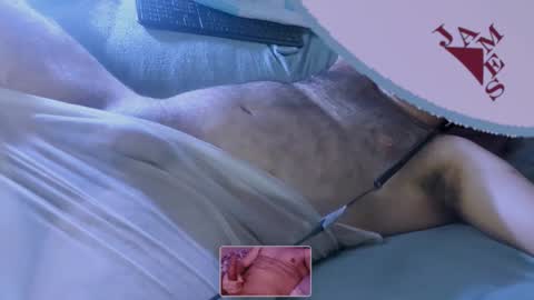 Snapshot of jameshetfield450 chatting on 02/15/25, 01:49 James Clapeyron online show from 02/15/25, 01:49