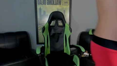 Jamesinked  online show from 01/12/25, 07:53