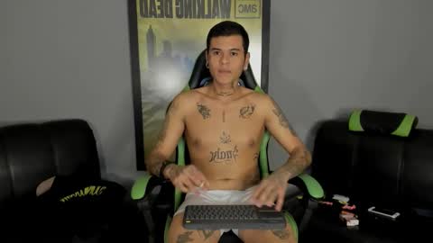 Jamesinked  online show from 02/15/25, 02:37