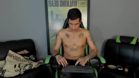 Jamesinked  online show from 02/17/25, 07:31