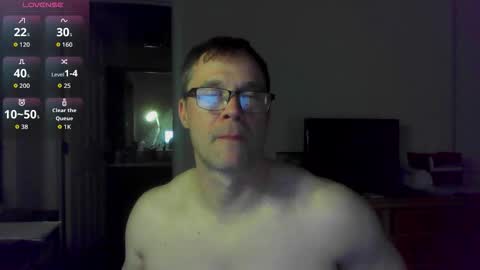 Snapshot of jamesjewels chatting on 03/30/26, 01:06 jamesjewels online show from 03/30/26, 01:06