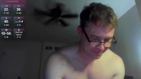 Snapshot of jamesjewels chatting on 03/31/26, 02:46 jamesjewels online show from 03/31/26, 02:46