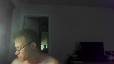 Snapshot of jamesjewels chatting on 06/14/26, 05:31 jamesjewels online show from 06/14/26, 05:31
