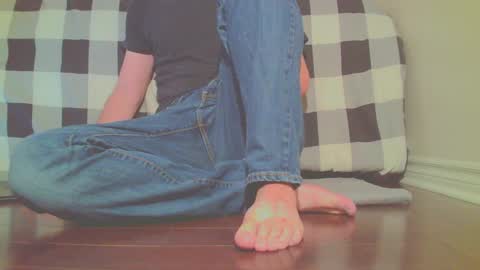 Snapshot of jamesknight57 chatting on 09/29/25, 03:33 James online show from 09/29/25, 03:33