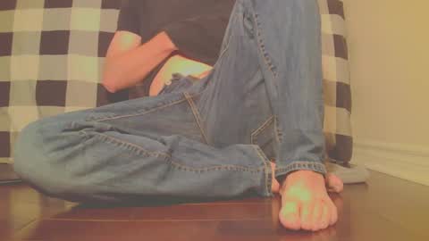 Snapshot of jamesknight57 chatting on 11/23/25, 02:11 James online show from 11/23/25, 02:11