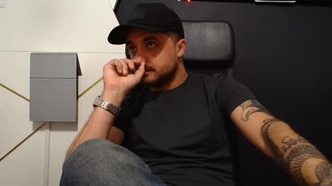 JamesMyers online show from 11/05/25, 05:51