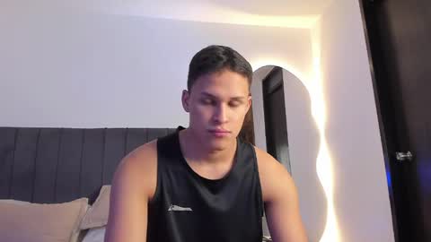 Snapshot of jamesowenn chatting on 04/05/26, 03:04 James Owenn online show from 04/05/26, 03:04