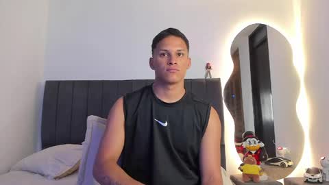 Snapshot of jamesowenn chatting on 05/16/26, 06:50 James Owenn online show from 05/16/26, 06:50