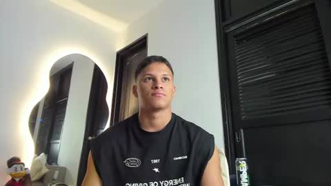 Snapshot of jamesowenn chatting on 08/03/26, 12:20 James Owenn online show from 08/03/26, 12:20