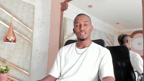 Snapshot of jamesparck chatting on 12/27/24, 03:37 James online show from 12/27/24, 03:37