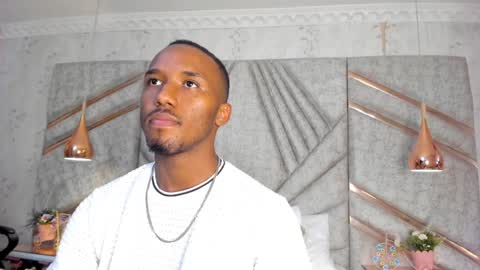 Snapshot of jamesparck chatting on 01/16/25, 03:24 James online show from 01/16/25, 03:24