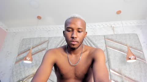 Snapshot of jamesparck chatting on 02/10/25, 06:45 James online show from 02/10/25, 06:45