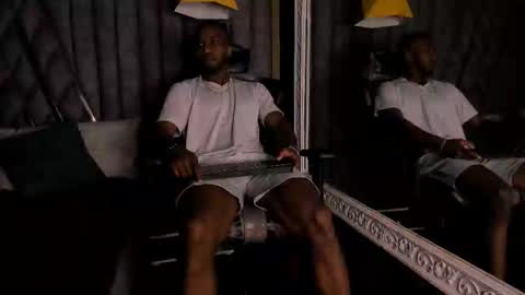 Snapshot of jamesparck chatting on 02/27/26, 08:20 James online show from 02/27/26, 08:20