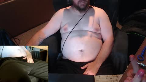 Snapshot of jamesscott88 chatting on 12/15/25, 10:14 jamesscott88 online show from 12/15/25, 10:14