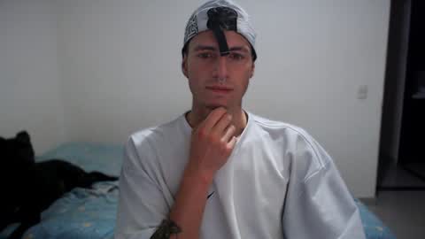 jamesss____ online show from 01/02/25, 02:00