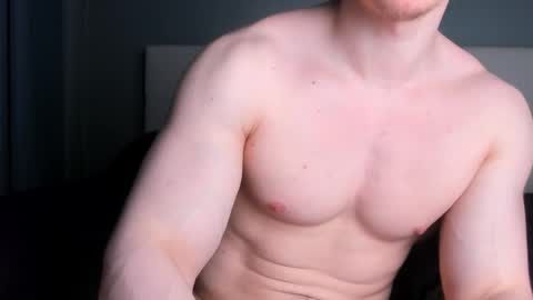 Snapshot of jamesstong chatting on 03/09/26, 09:52 James Strong online show from 03/09/26, 09:52