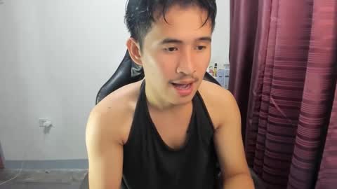 Snapshot of jamesthebigcockxxx chatting on 01/10/25, 10:39 jamesthebigcockxxx online show from 01/10/25, 10:39