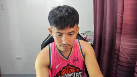 Snapshot of jamesthebigcockxxx chatting on 01/13/25, 04:41 jamesthebigcockxxx online show from 01/13/25, 04:41