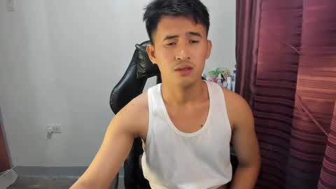 Snapshot of jamesthebigcockxxx chatting on 01/24/25, 07:49 jamesthebigcockxxx online show from 01/24/25, 07:49