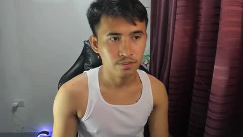 Snapshot of jamesthebigcockxxx chatting on 01/29/25, 11:04 jamesthebigcockxxx online show from 01/29/25, 11:04