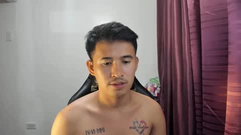 Snapshot of jamesthebigcockxxx chatting on 01/31/25, 04:25 jamesthebigcockxxx online show from 01/31/25, 04:25