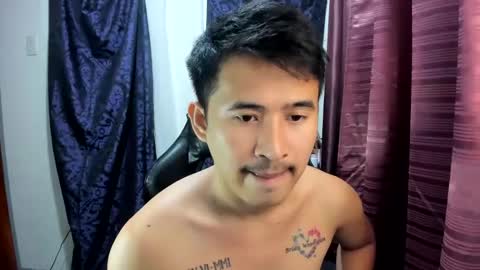 Snapshot of jamesthebigcockxxx chatting on 03/11/25, 08:52 jamesthebigcockxxx online show from 03/11/25, 08:52