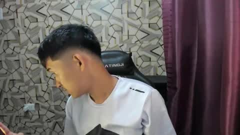 Snapshot of jamesthebigcockxxx chatting on 09/12/25, 09:53 jamesthebigcockxxx online show from 09/12/25, 09:53