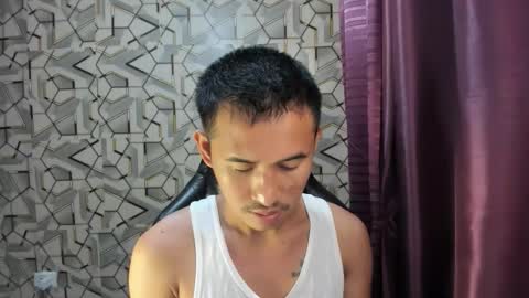 Snapshot of jamesthebigcockxxx chatting on 11/22/25, 11:59 jamesthebigcockxxx online show from 11/22/25, 11:59