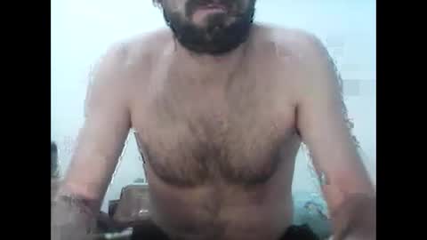 Snapshot of jamesthorn39 chatting on 01/22/25, 11:01 jamesthorn39 online show from 01/22/25, 11:01