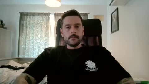 Snapshot of jamesuk420 chatting on 07/13/26, 05:05 jamesuk420 online show from 07/13/26, 05:05