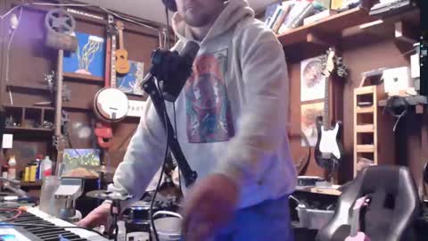 Jameswebbscope online show from 11/22/25, 10:09