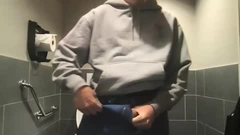 Snapshot of jami4u chatting on 11/10/25, 01:21 JAMI4U online show from 11/10/25, 01:21