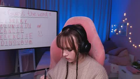 Snapshot of jamie_chung chatting on 02/20/26, 06:19 jamie_chung online show from 02/20/26, 06:19