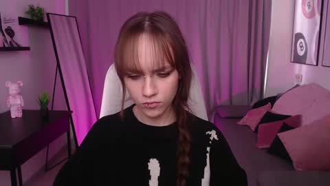 Snapshot of jamie_chung chatting on 03/07/26, 03:03 jamie_chung online show from 03/07/26, 03:03