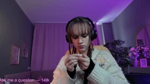 Snapshot of jamie_chung chatting on 03/08/26, 03:10 jamie_chung online show from 03/08/26, 03:10