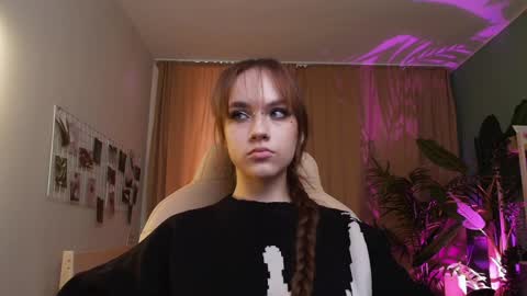 Snapshot of jamie_chung chatting on 04/08/26, 03:06 jamie_chung online show from 04/08/26, 03:06