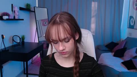 Snapshot of jamie_chung chatting on 04/11/26, 03:11 jamie_chung online show from 04/11/26, 03:11