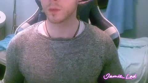 Snapshot of jamie_lad chatting on 12/17/24, 08:56 Jamie online show from 12/17/24, 08:56