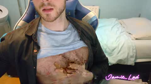 Snapshot of jamie_lad chatting on 01/07/25, 03:44 Jamie online show from 01/07/25, 03:44