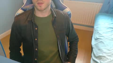 Snapshot of jamie_lad chatting on 02/14/25, 02:23 Jamie online show from 02/14/25, 02:23