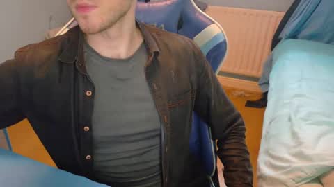 Snapshot of jamie_lad chatting on 02/15/25, 08:54 Jamie online show from 02/15/25, 08:54